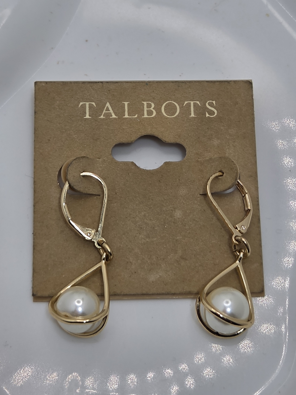✨ NWT Talbots Faux Pearl Teardrop Earrings 🤍 Gold Tone Cage Drop Dangles